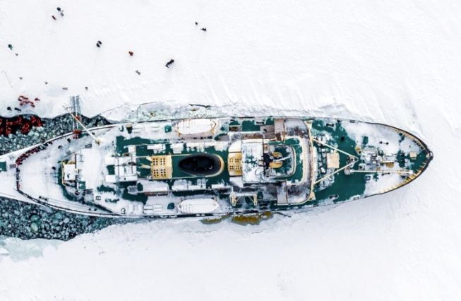 iceland桑普號破冰船名勝景點
